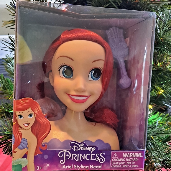 Disney Princess Ariel Styling Head - Picture 3 of 4